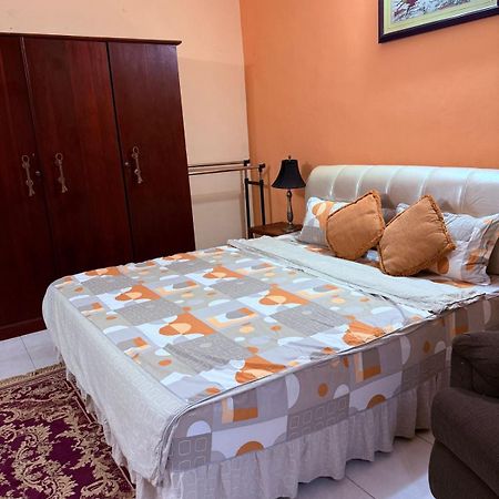 Resident View Homestay Kandy Exterior foto